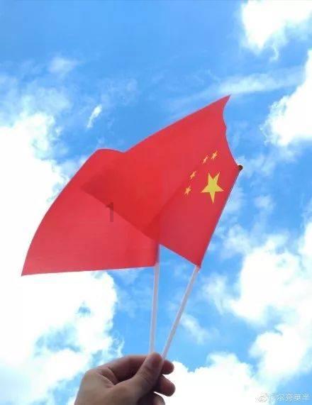 逃离春雨下的房子
